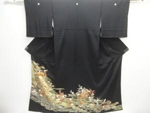 御所車に草花模様刺繍留袖(比翼付き)